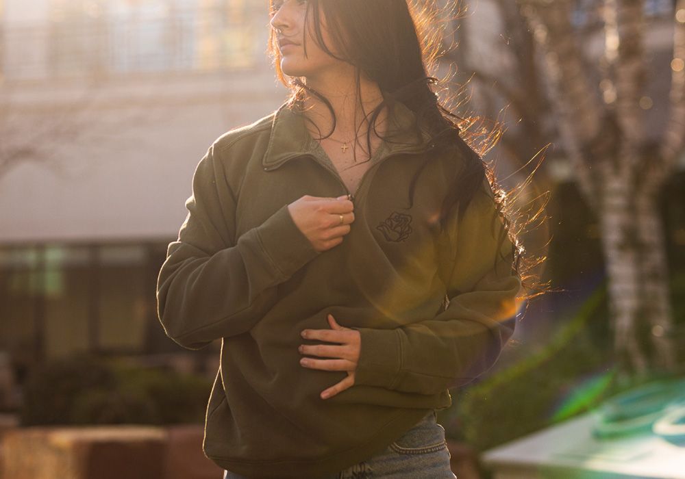 ROSE WOMEN'S QUARTER ZIP - ARMY GREEN