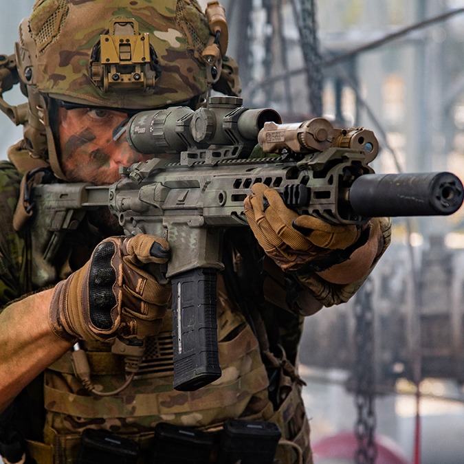 NEW 2019 SIG SAUER PRODUCT CATALOG GUNS FIREARMS SHOT SHOW SCOPES OPTICS 3 